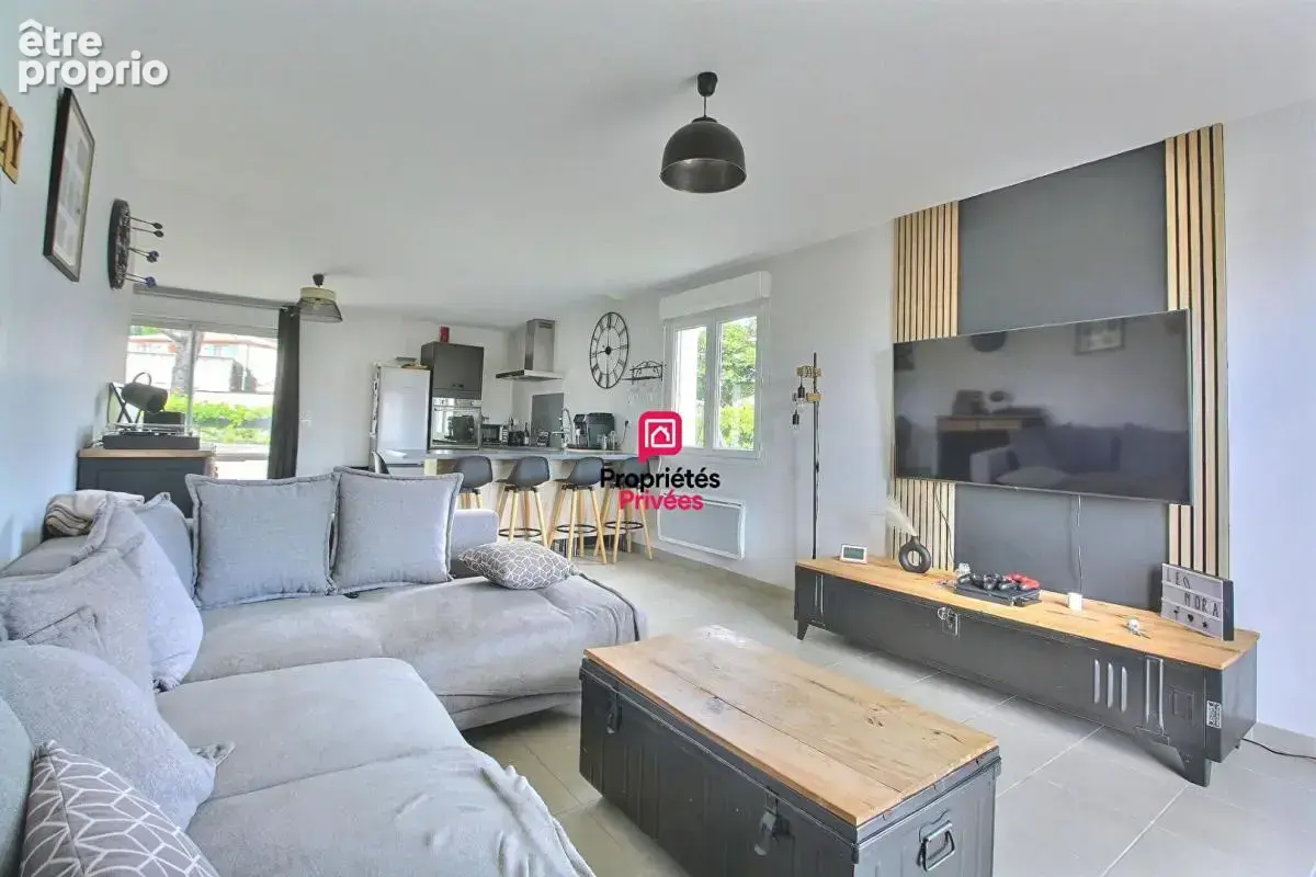 Maison 3 chambres 92 m² de plain pied avec piscine à Vacquieres - photo 5