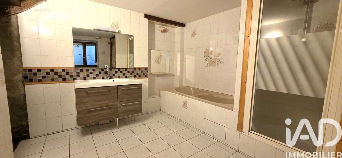 Photo 8 - Maison à MONTHERME