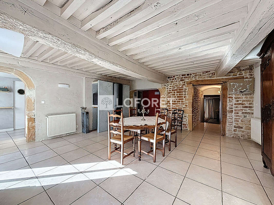 Maison à SAINT-LAGER