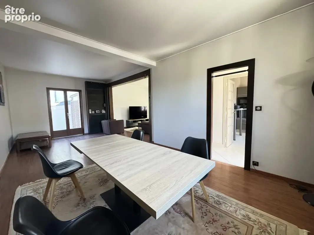 St Maur pavillon 7p 134m2 terrain 271m2 - photo 6