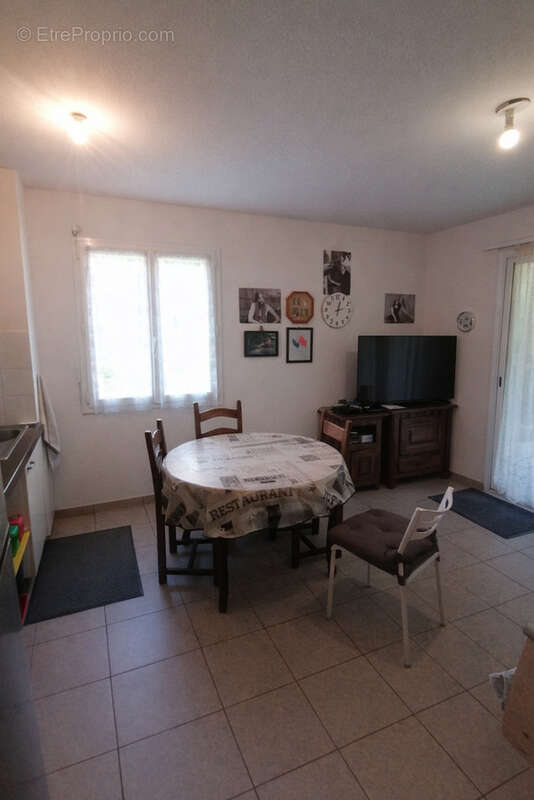 Appartement à LEZIGNAN-CORBIERES