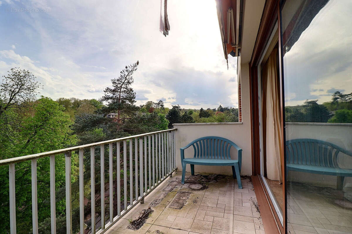 Appartement à L'ETANG-LA-VILLE