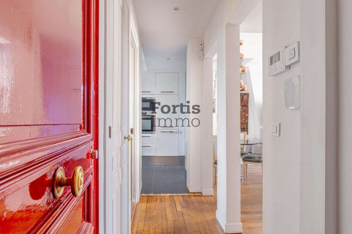 Appartement à LEVALLOIS-PERRET