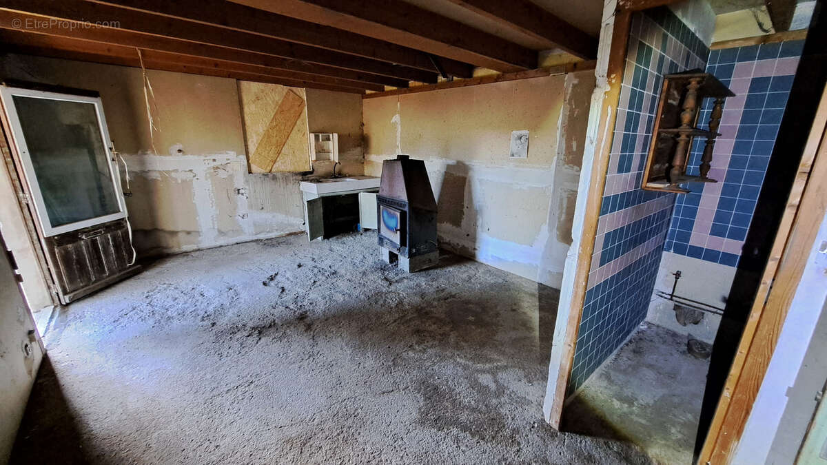 Terrain à MOULES-ET-BAUCELS