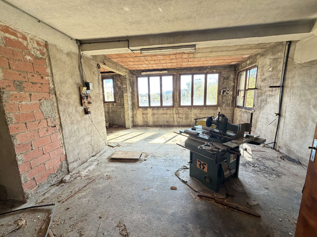 Appartement à CABRIES