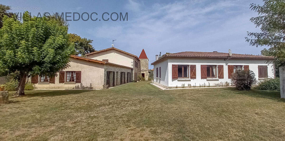 Maison Vensac 13 pièce(s) 320 m2 - photo 4