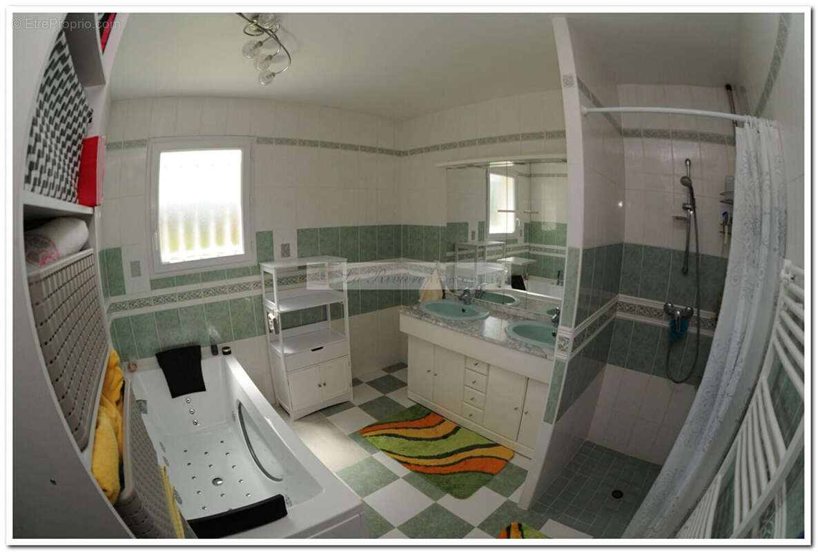 Maison à SAINTE-SEVERE