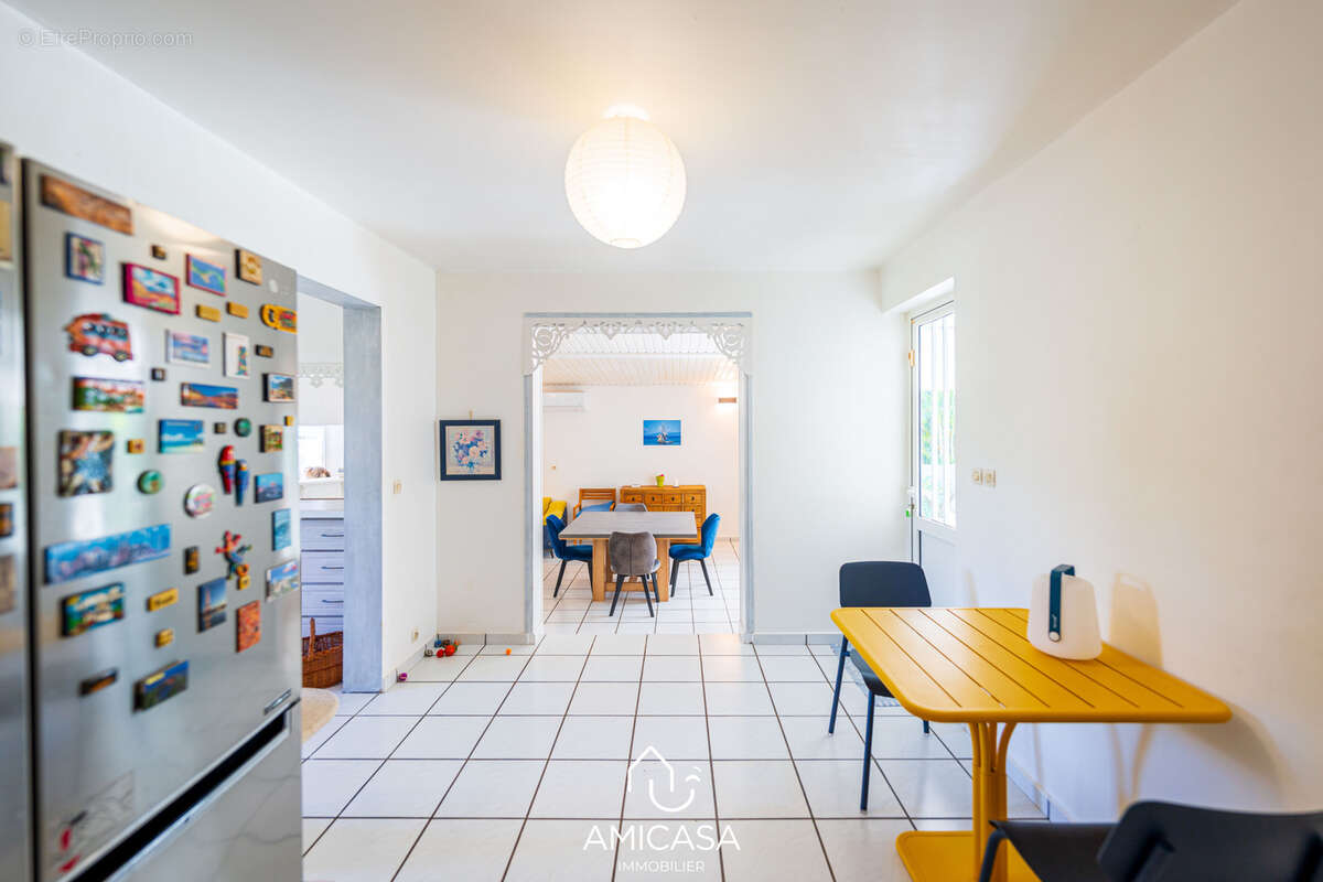 Saint benoit - villa plain-pied avec piscine sans vis-a-vis - photo 19
