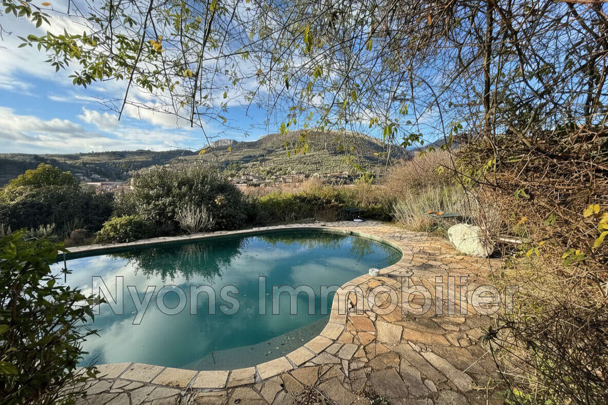 Maison à BUIS-LES-BARONNIES