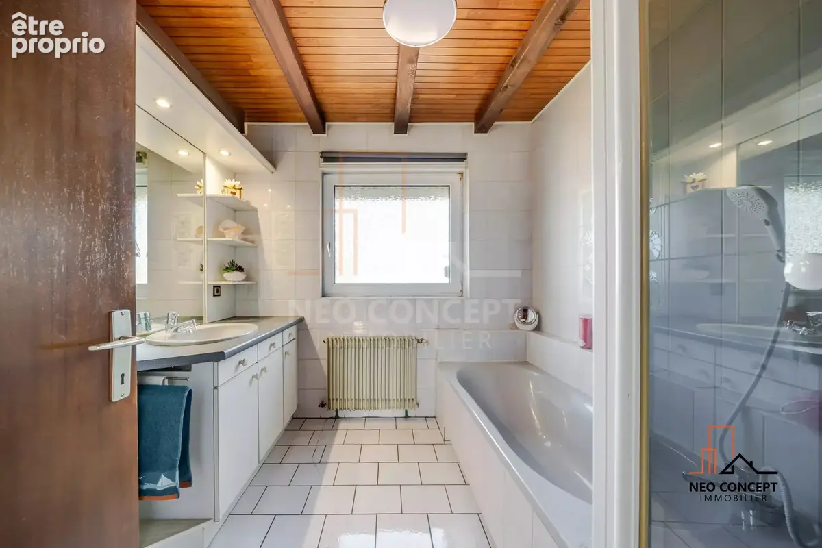 * MERTZWILLER - Spacieuse maison de 200 m² avec possibilité de séparation en 2 appartements sur 8.55 ares de terrain ! * - photo 18