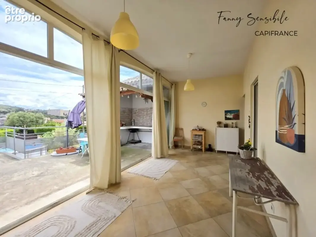 Appartement à MARSEILLE-15E
