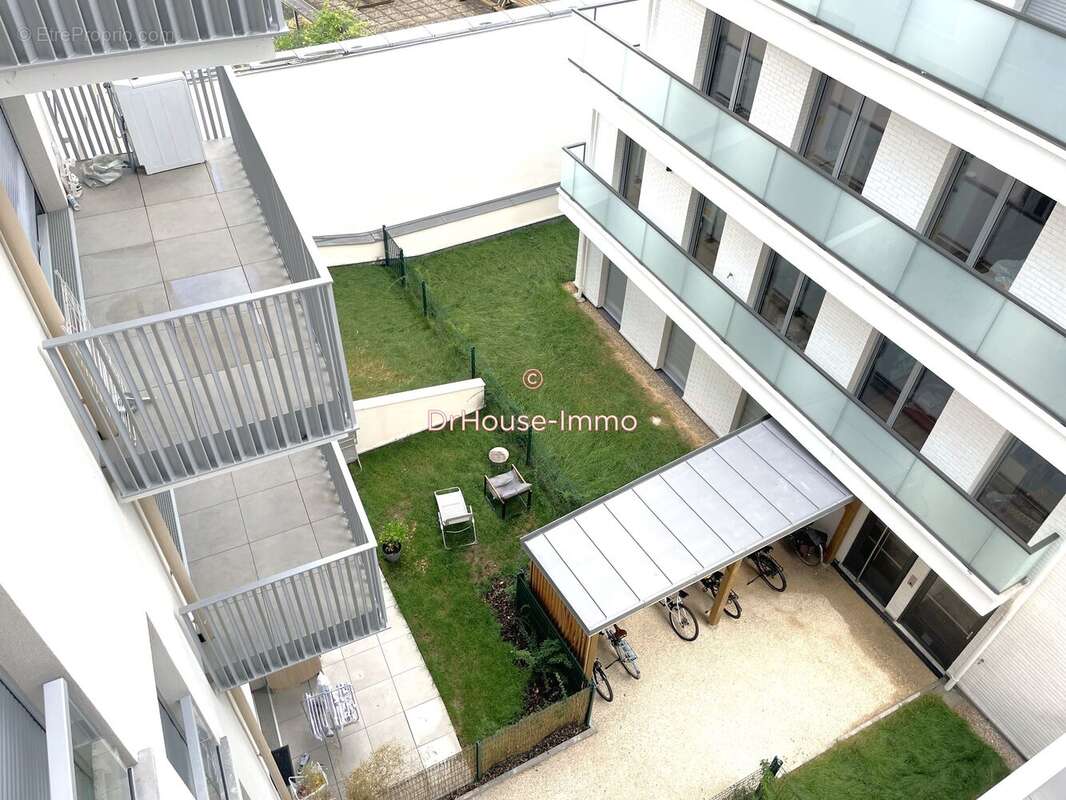 Appartement 45 m² à Issy-Les-Moulineaux  - photo 39