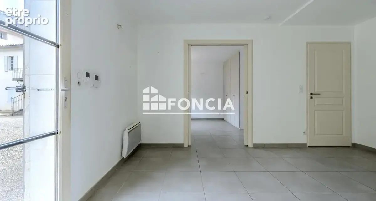 Exclusivité FONCIA, T2 rez-de-chaussée, 34.48 m2 habitables, centre historique - photo 4