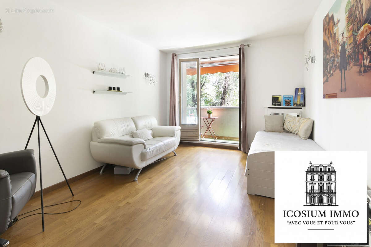 Appartement à PARIS-12E