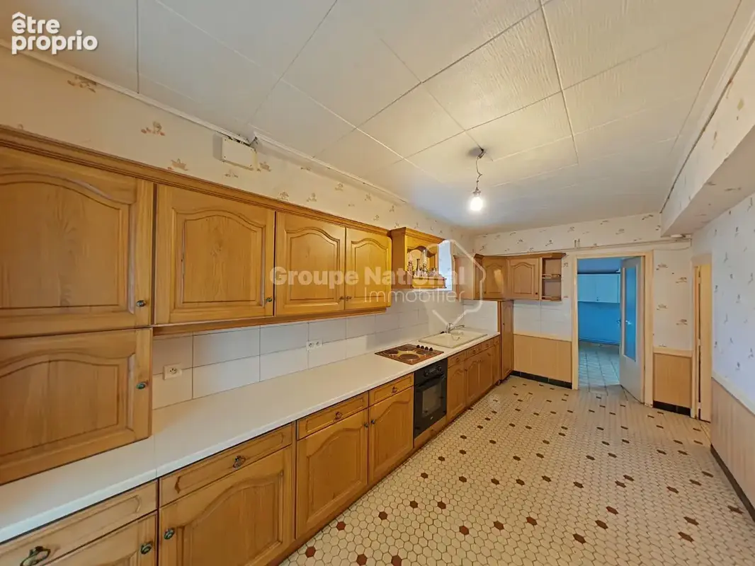 Saint-épain, le charme d'une maison au c?ur du village ! - photo 3