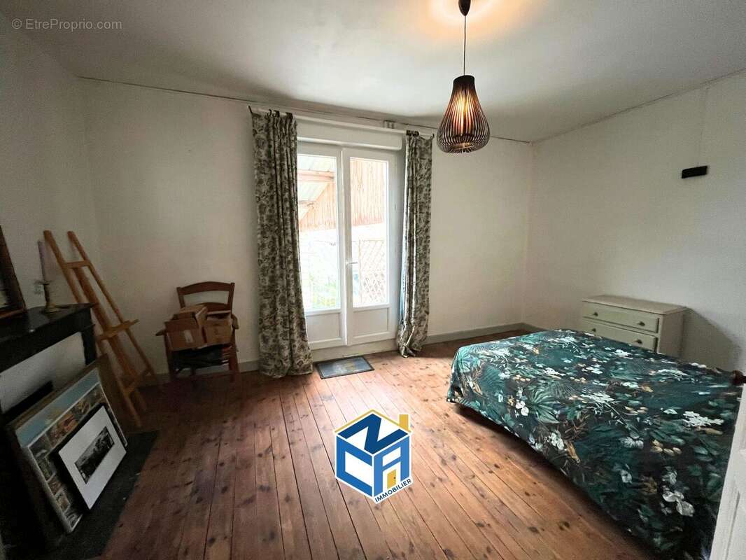 Maison à SAINTE-MAURE-DE-TOURAINE