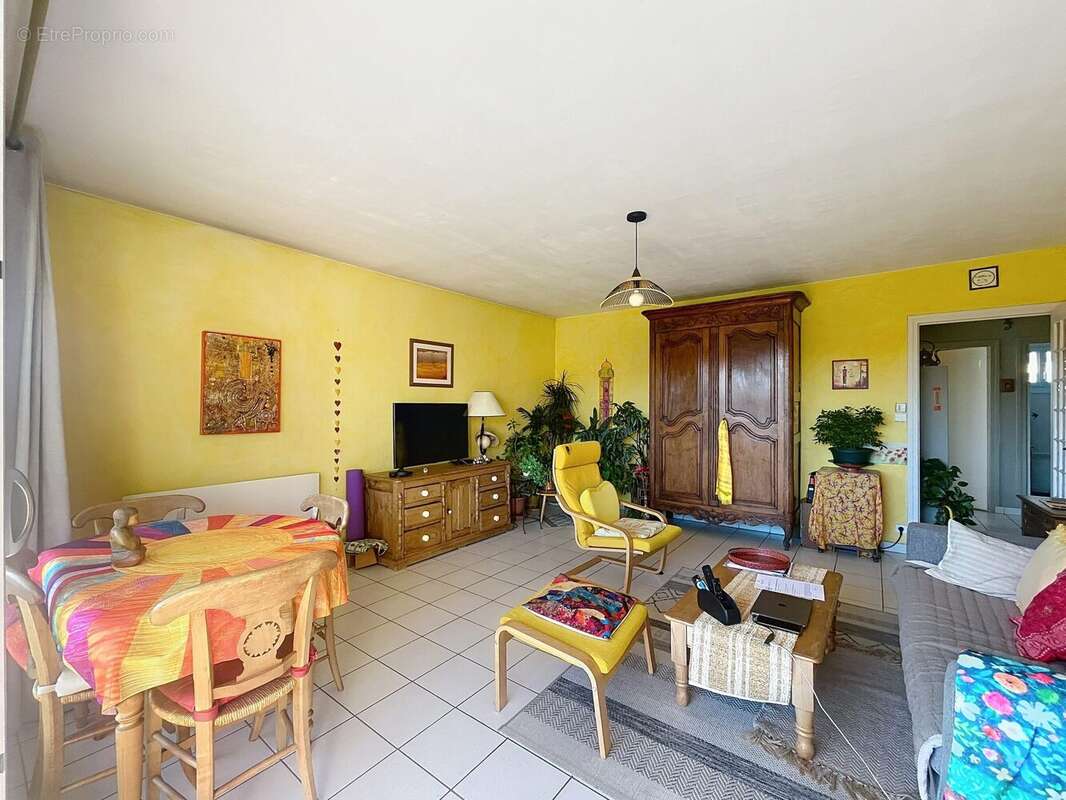 Appartement à FONTAINE