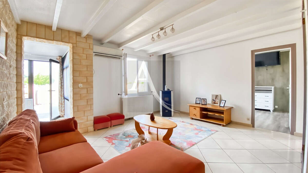 Maison de plain-pied avec piscine et son appartement indépendant - photo 16