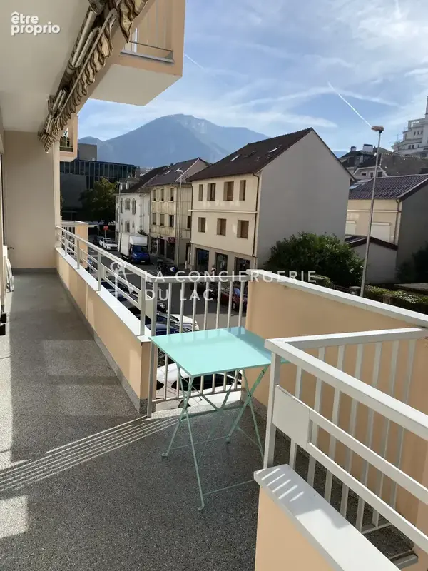 Centre Ville d'Annecy / Quartier Bonlieu / 5 pièces de 104 m2 plein Sud avec Clim - photo 5