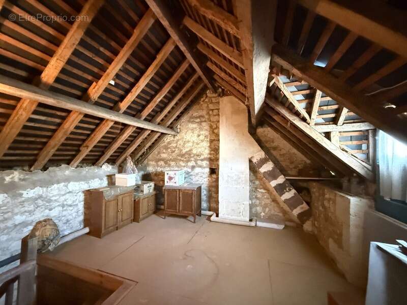 Maison à CHATELLERAULT