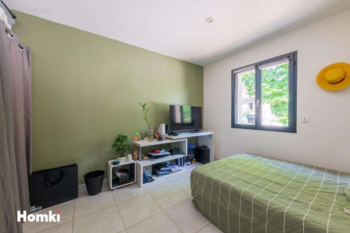 Maison/Villa T5 de 132 m2 à Plan-de-Cuques 13380 - photo 8