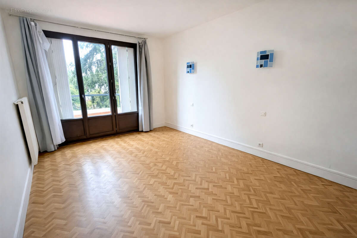 Appartement à FONTENAY-AUX-ROSES