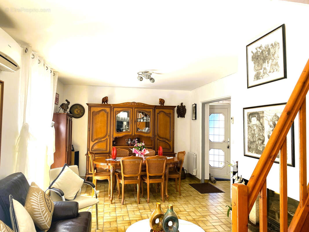 Maison à COURTENAY