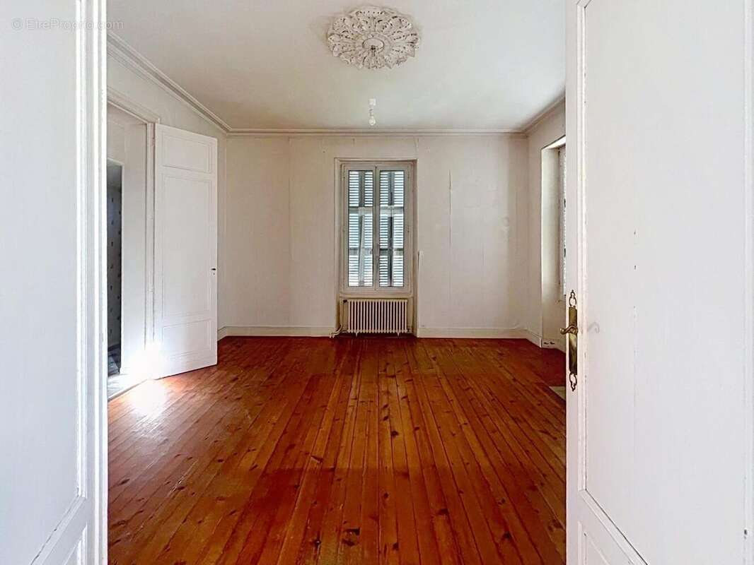 Photo 4 - Autre à LORMONT