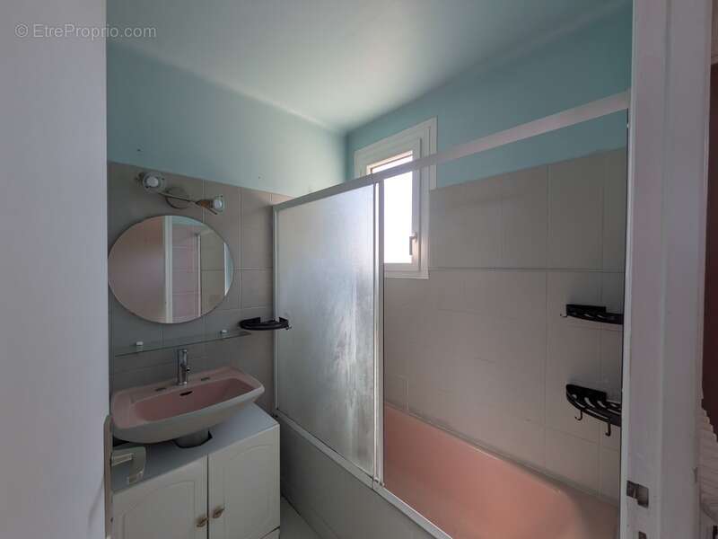 Neulliac maison en rez de chaussee sureleve de 73m² 3 pieces parcelle de 1231m² en partie constructible - photo 13