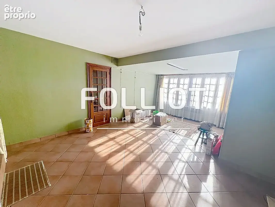 A VENDRE 10 MN SAINT LO Maison dans bourg tous commerces 50680 - photo 2