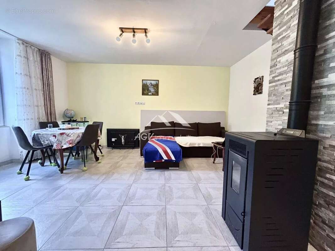 Appartement à BESSEGES