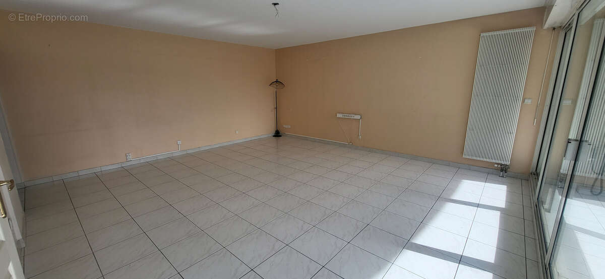 Appartement à MARSEILLE-8E