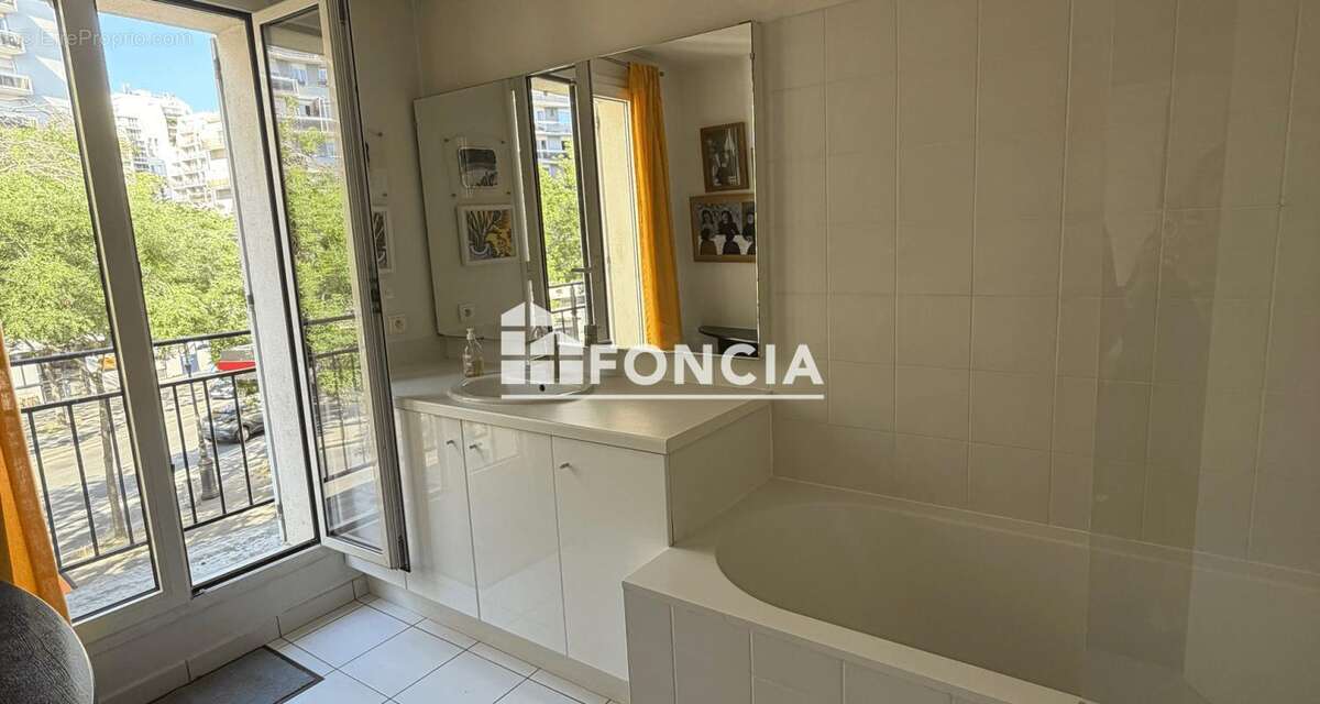 Maison à PARIS-14E