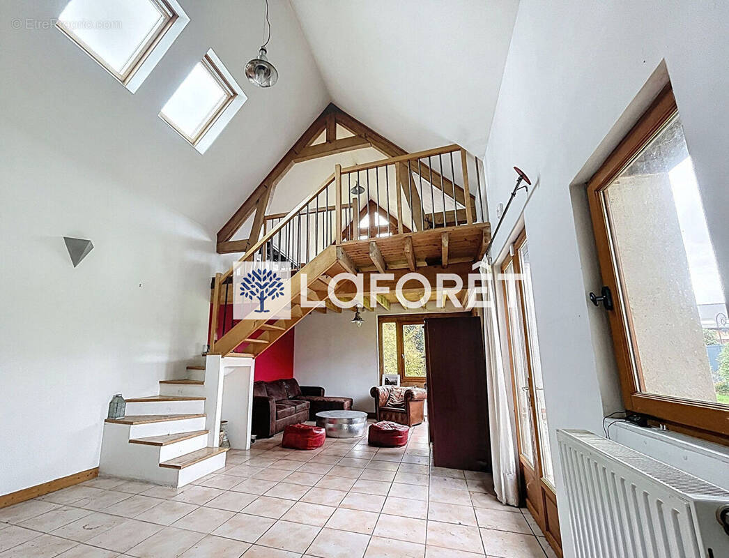 Maison à SAINT-MARTIN-DE-BOSCHERVILLE