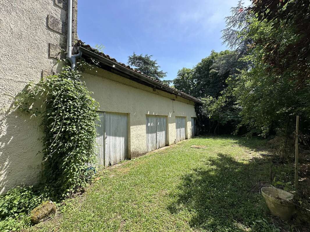 Maison à MONTCARET