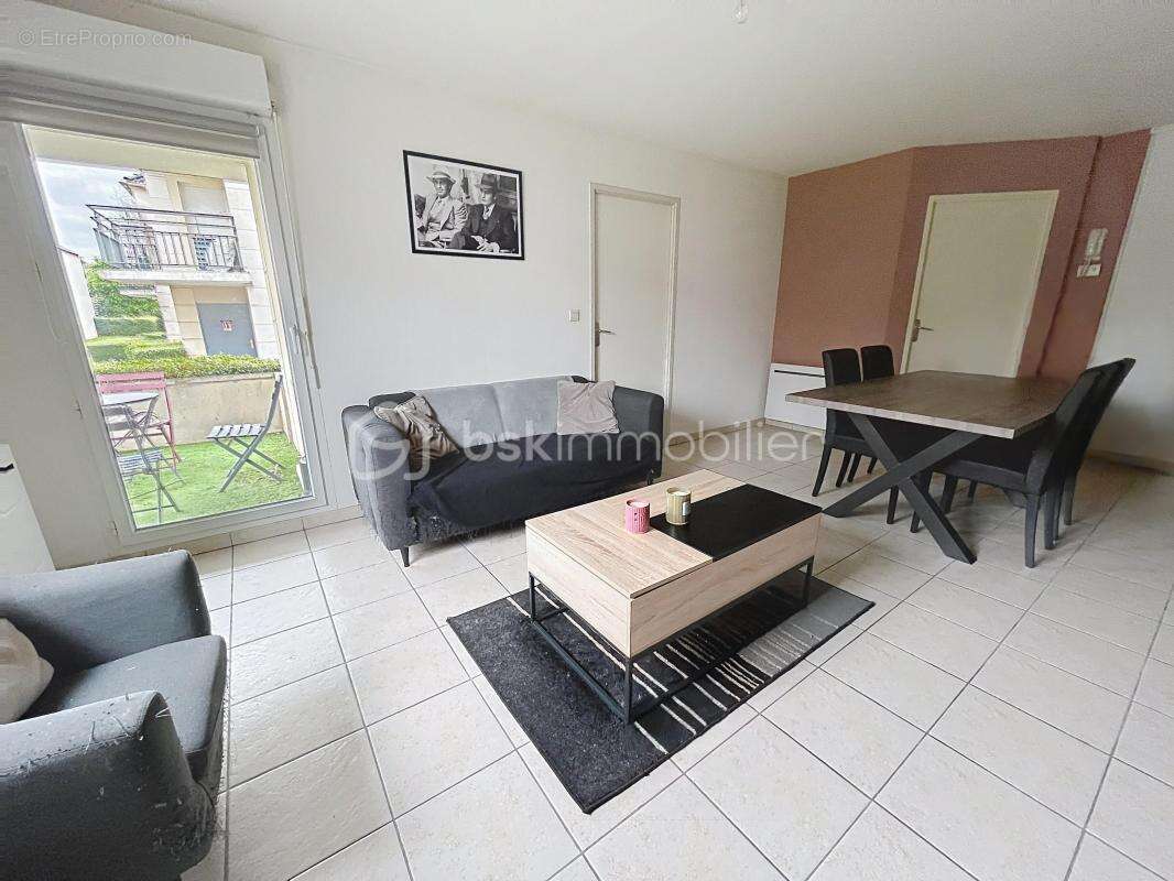 Appartement à LEHAUCOURT