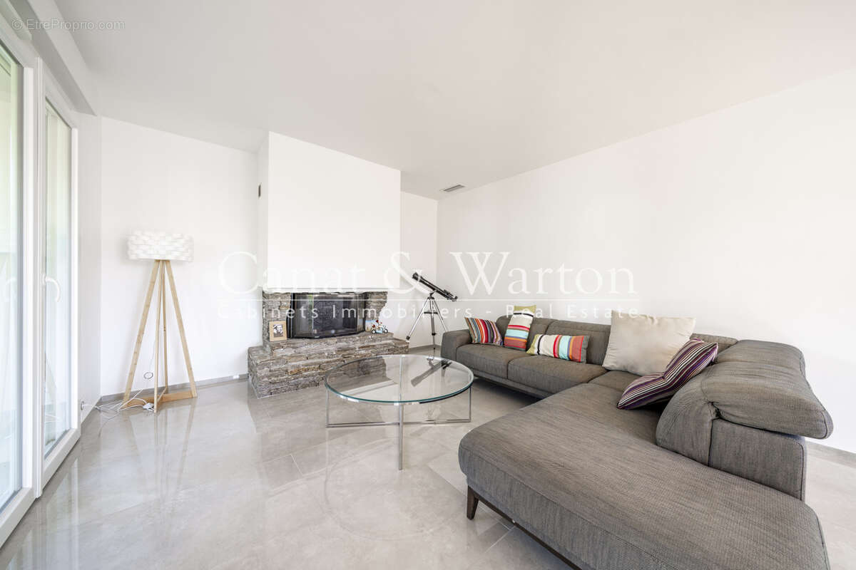 Maison à LA CROIX-VALMER