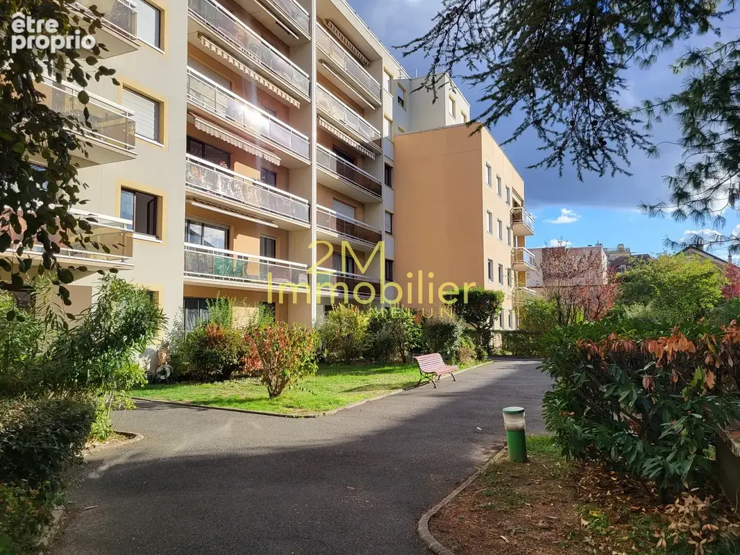 Appartement à MELUN