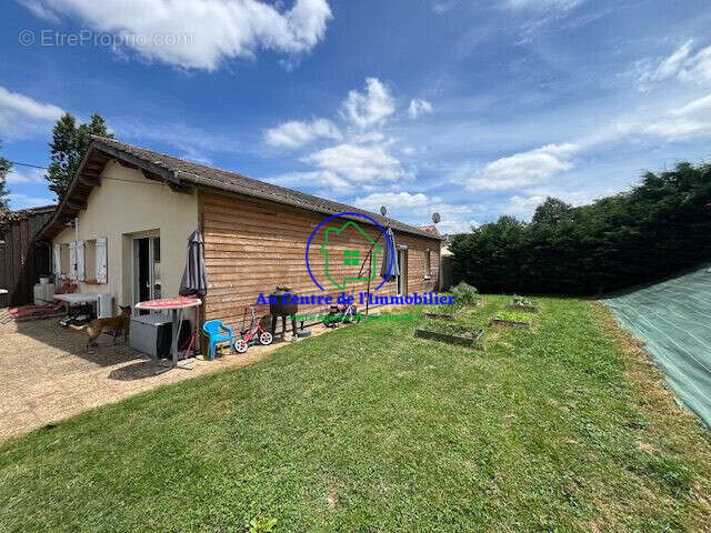 Maison à CAUDECOSTE