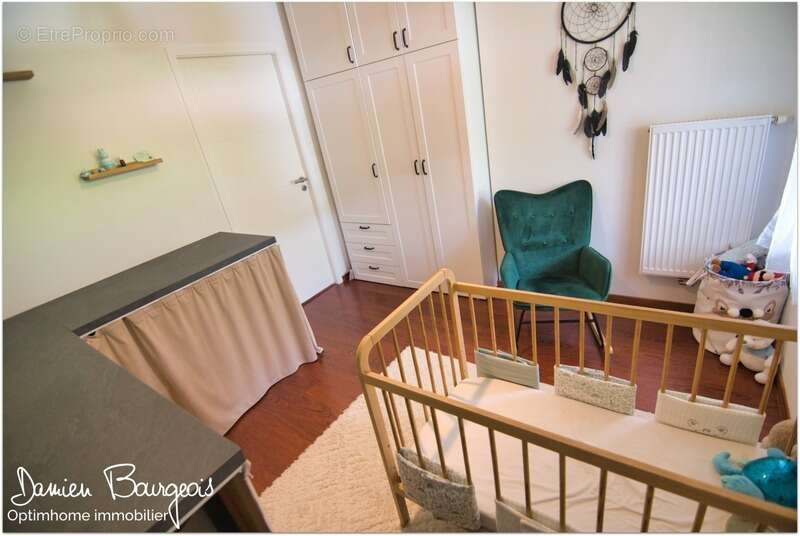 Appartement à ECHENEVEX