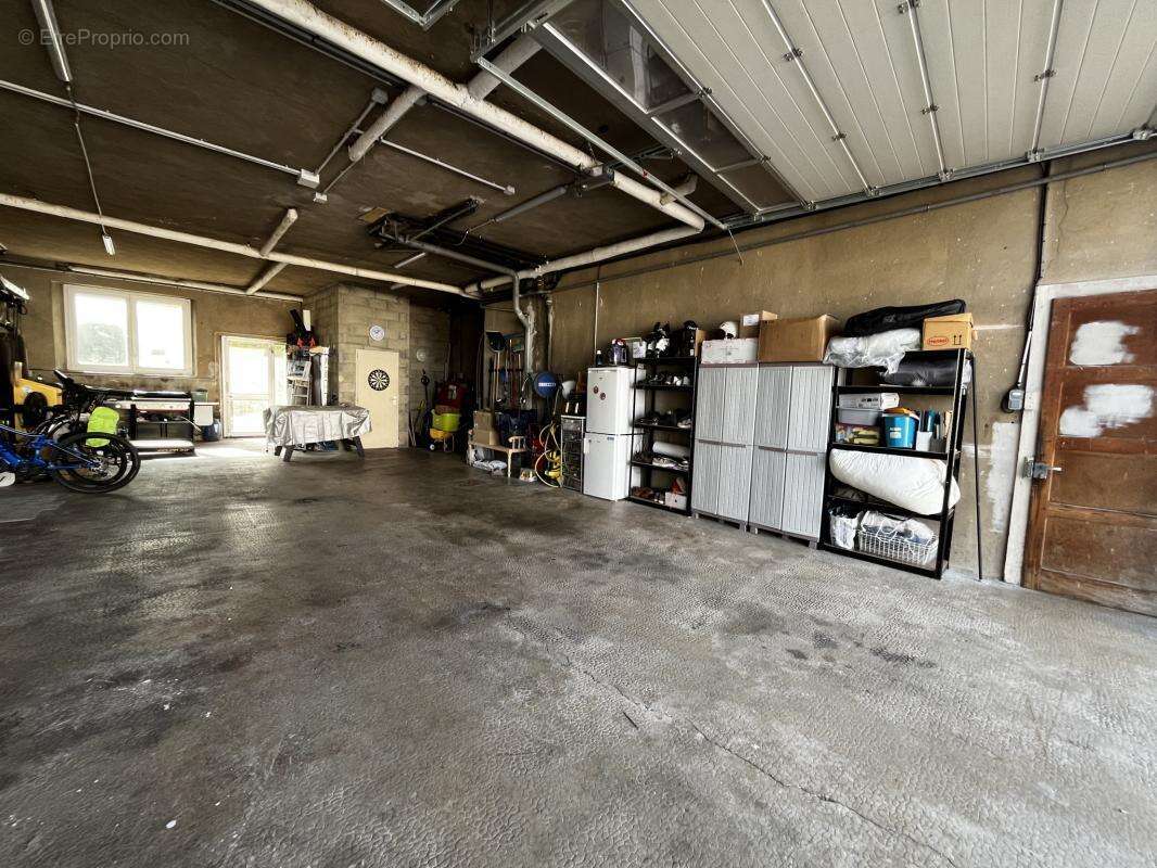 Appartement à FRASNE