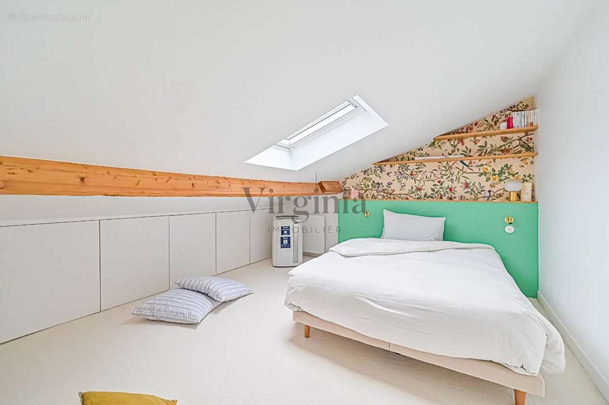 Appartement à CHARENTON-LE-PONT