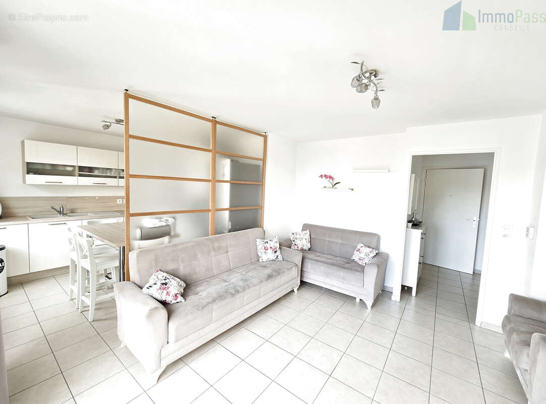 Appartement à SAINT-FONS