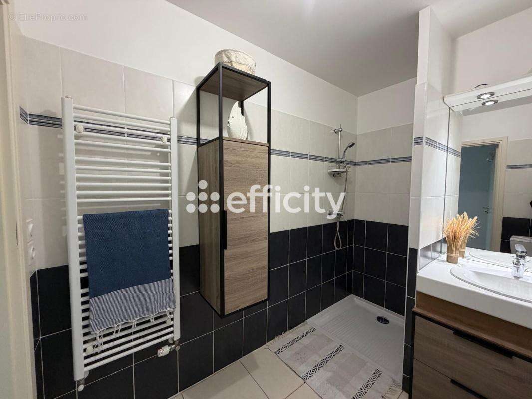Appartement à MARSEILLE-12E