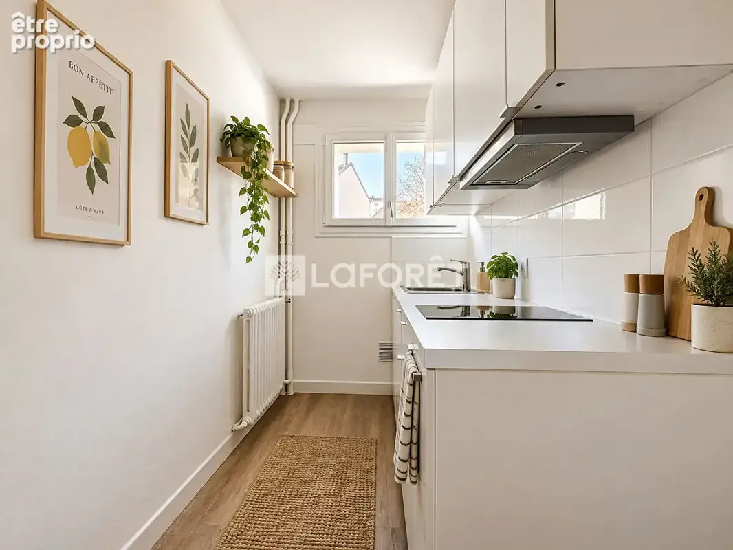 Suresnes Centre-ville - Studio 27,32 m² - Copropriété rénovée - Isolation & Chaudière - photo 3