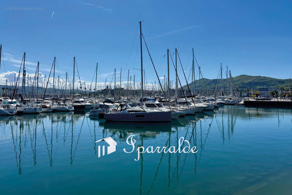 Face au Port de Plaisance d'Hendaye, une adresse d'exception entre Océan et Montagnes - photo 12