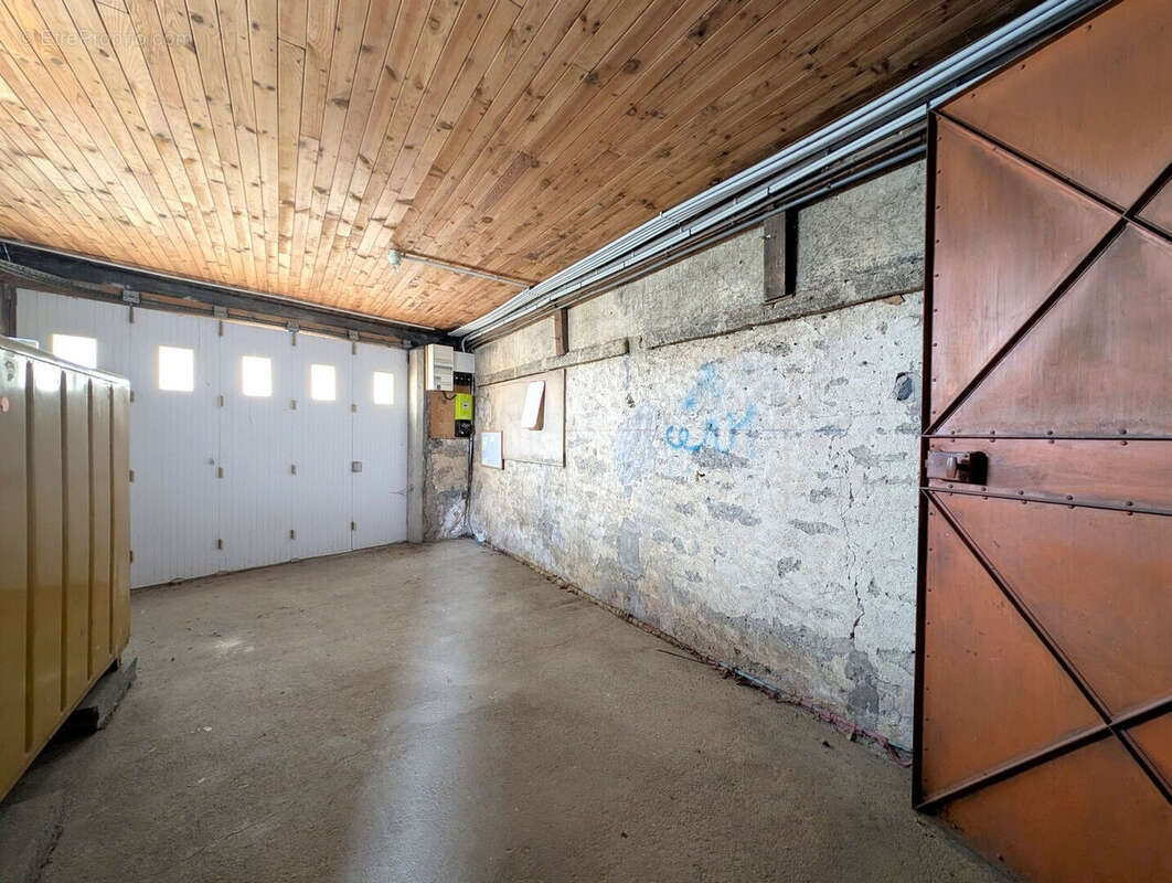 Maison à DOUE-LA-FONTAINE