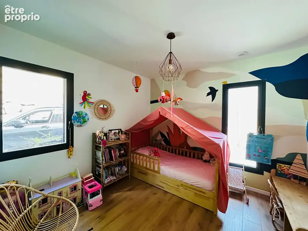 Villa d'architecte- Béziers - 5 pièces - 153.5 m² - sur 2061 mm² de terrain - photo 13