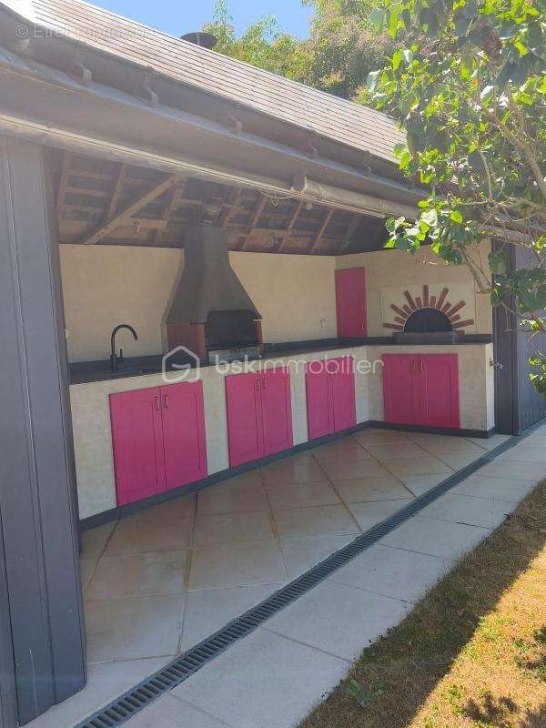Maison familiale avec piscine chauffée – DPE C - photo 17