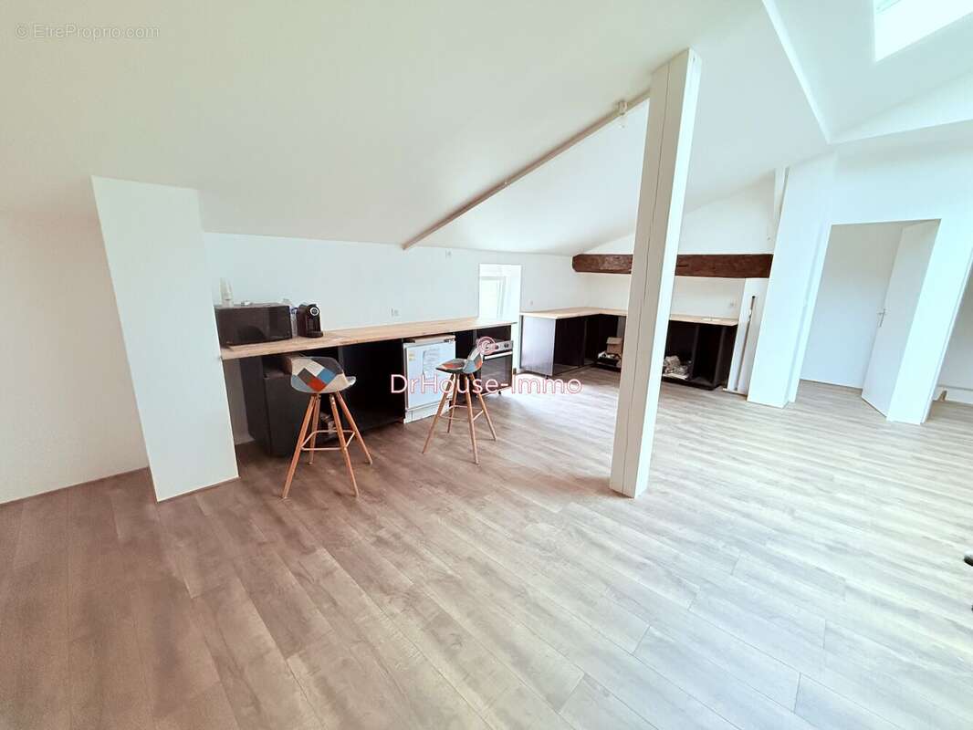 Appartement à VERTHEUIL